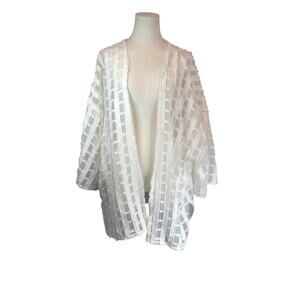 Women's Wynne Layers White Pattern Square Cardigan - Size  XL